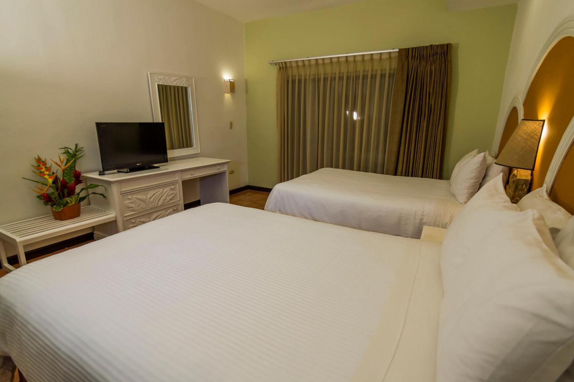 Hotel Soleil Pacifico Chulamar Dış mekan fotoğraf