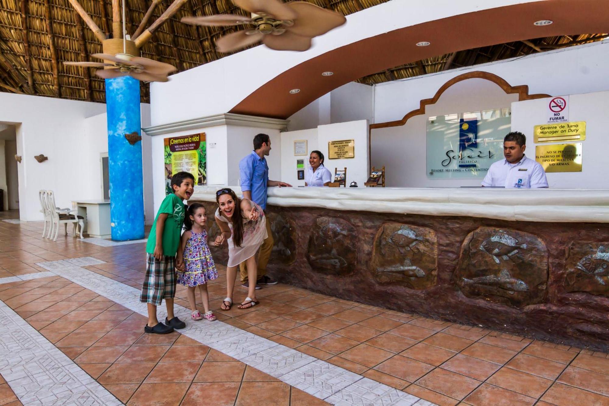 Hotel Soleil Pacifico Chulamar Dış mekan fotoğraf