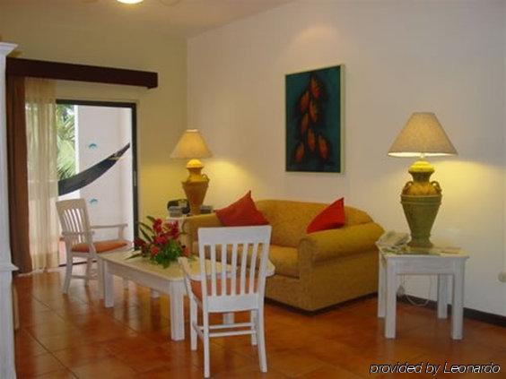 Hotel Soleil Pacifico Chulamar Oda fotoğraf
