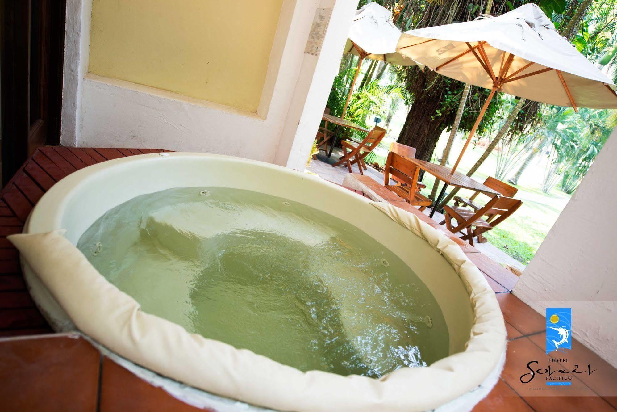 Hotel Soleil Pacifico Chulamar Dış mekan fotoğraf